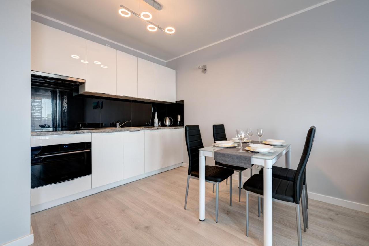 Live & Travel Apartments - Waterlane Island Danzica Esterno foto