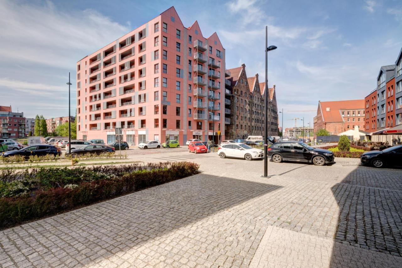 Live & Travel Apartments - Waterlane Island Danzica Esterno foto