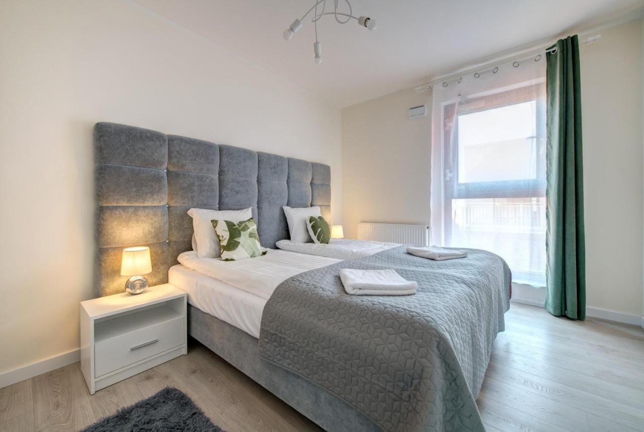 Live & Travel Apartments - Waterlane Island Danzica Esterno foto
